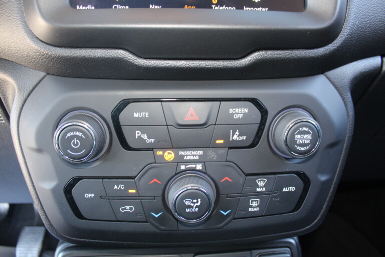 42 Stilecar It Jeep Renegade Fz251dw