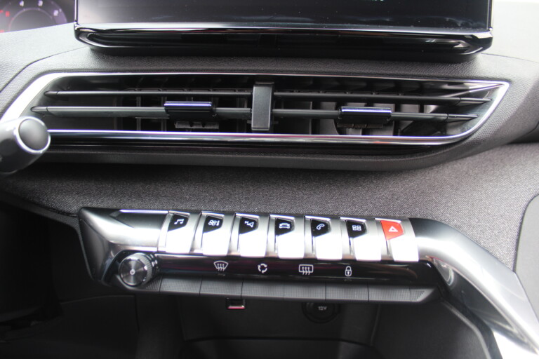42 Stilecar It Peugeot 3008 Gm668ky