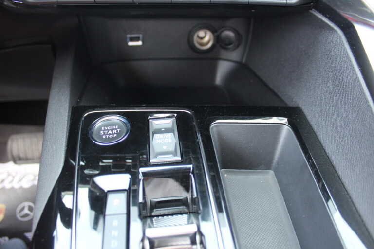 44 Stilecar It Peugeot 3008 Gr421ml