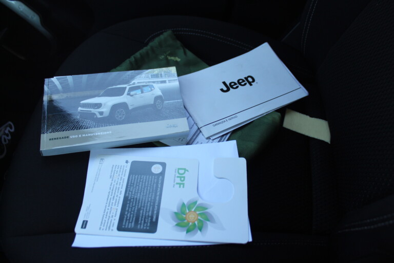 45 Stilecar It Jeep Renegade Fz251dw