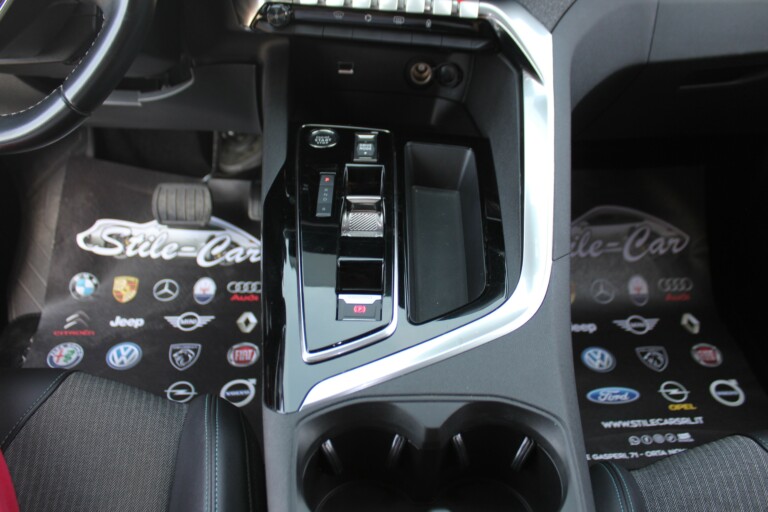 45 Stilecar It Peugeot 3008 Gr421ml