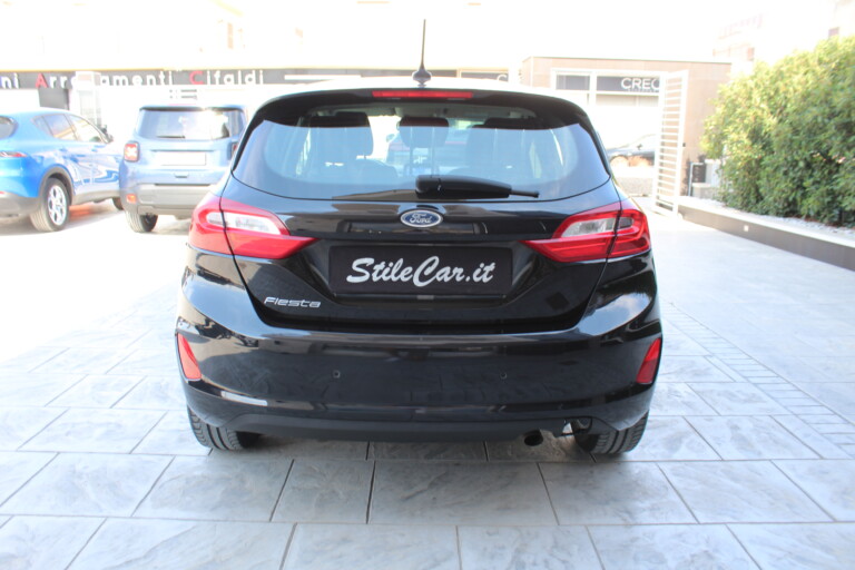 04 Stilecar It Ford Fiesta Gb786ds