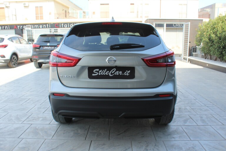 04 Stilecar It Nissan Qashqai Fp310gj