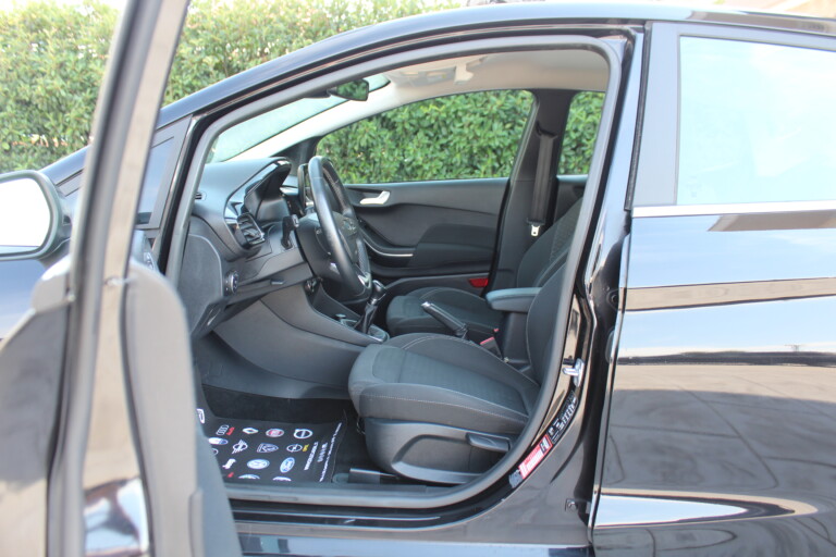 13 Stilecar It Ford Fiesta Gb786ds