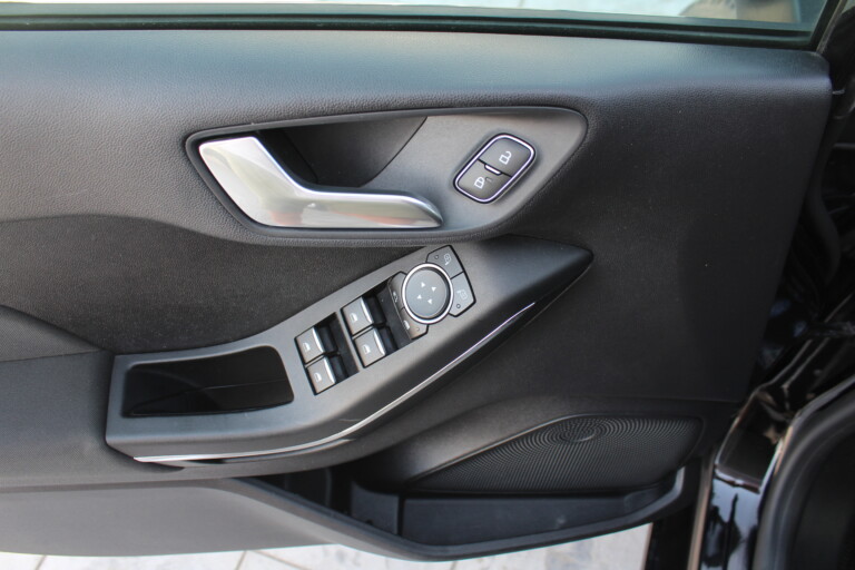 14 Stilecar It Ford Fiesta Gb786ds