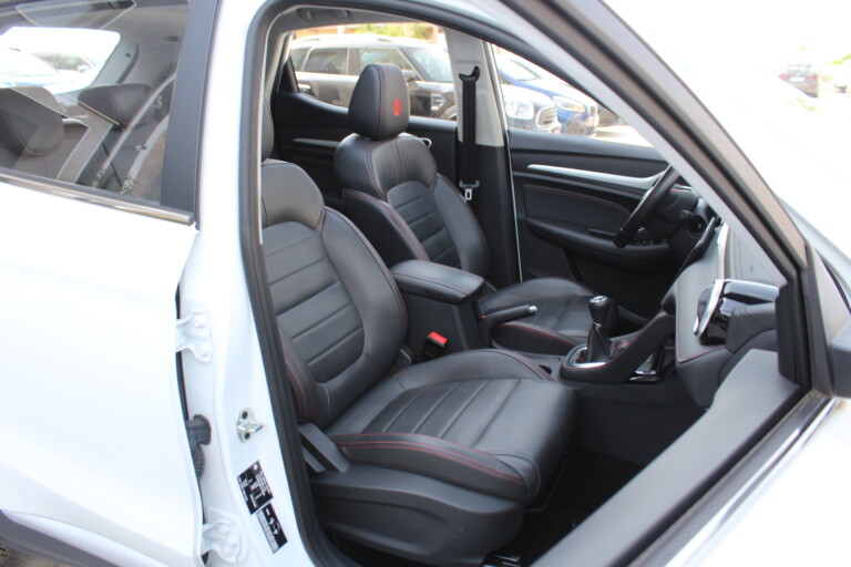 15 Stilecar It Mg Zs Gn231ww