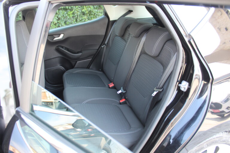 16 Stilecar It Ford Fiesta Gb786ds