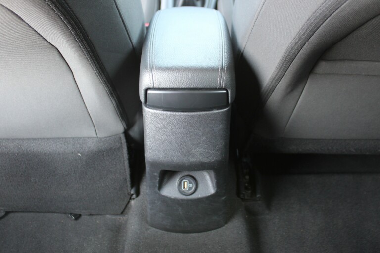 18 Stilecar It Kia Stonic Gj532jt