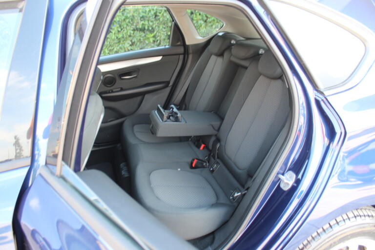 19 Stilecar It Bmw 216 Gf821rx