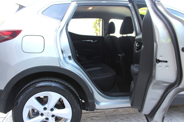 19 Stilecar It Nissan Qashqai Fp310gj
