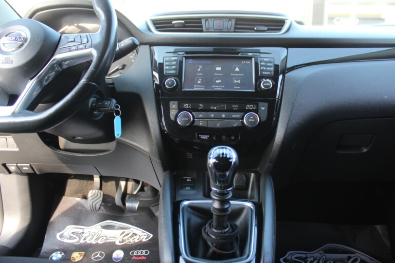 29 Stilecar It Nissan Qashqai Fp310gj