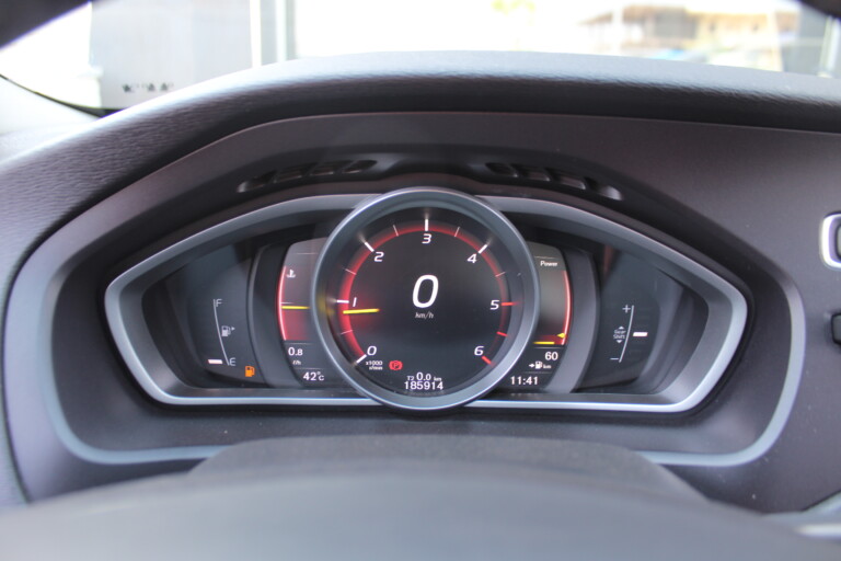 29 Stilecar It Volvo V40 Fy250yx