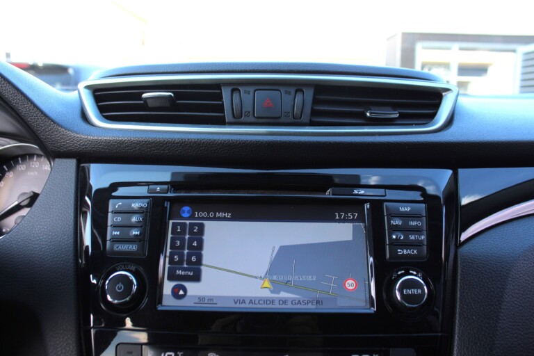32 Stilecar It Nissan Qashqai Fp310gj
