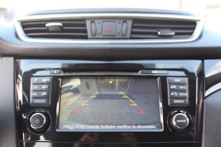 34 Stilecar It Nissan Qashqai Fp310gj