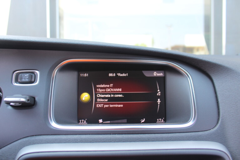 35 Stilecar It Volvo V40 Fy250yx
