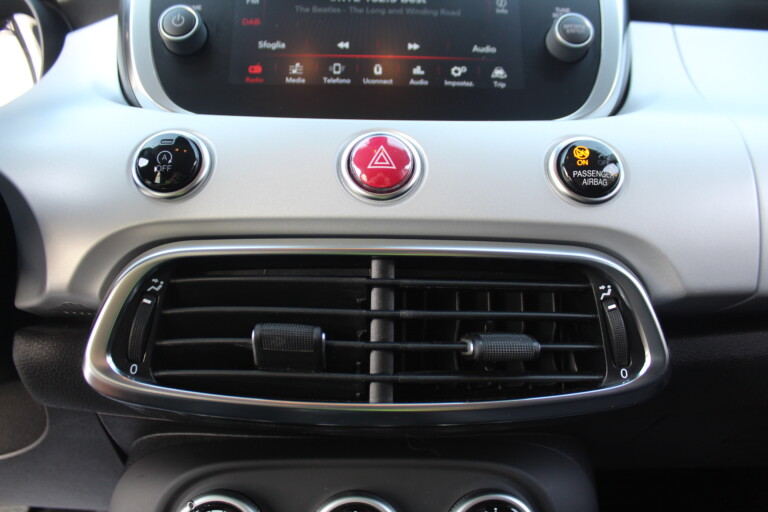 37 Stilecar It Fiat 500x Gj878ym