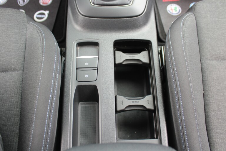 43 Stilecar It Ford Focus Gg786re
