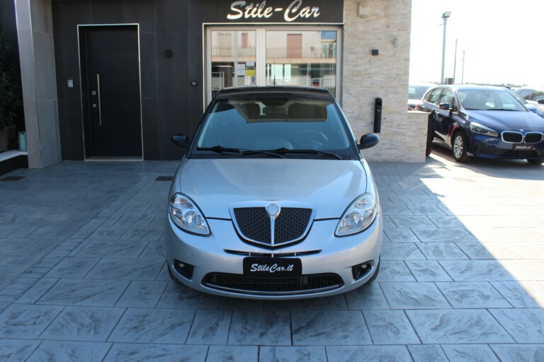 LANCIA YPSILON MY06
