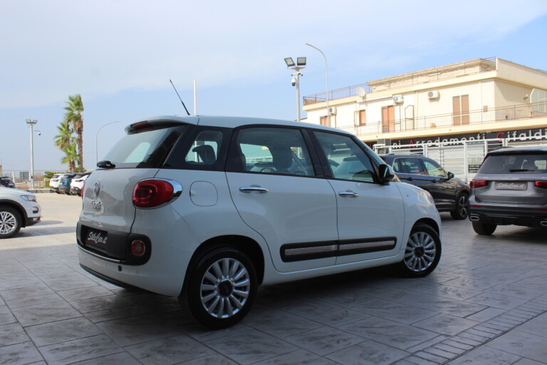 02 Stilecar It Fiat 500l Et956aw