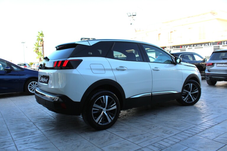 02 Stilecar It Peugeot 3008 Gp472fj