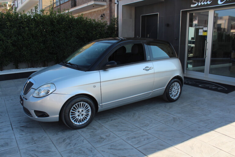 03 Stilecar It Lancia Ypsilon Dk949df