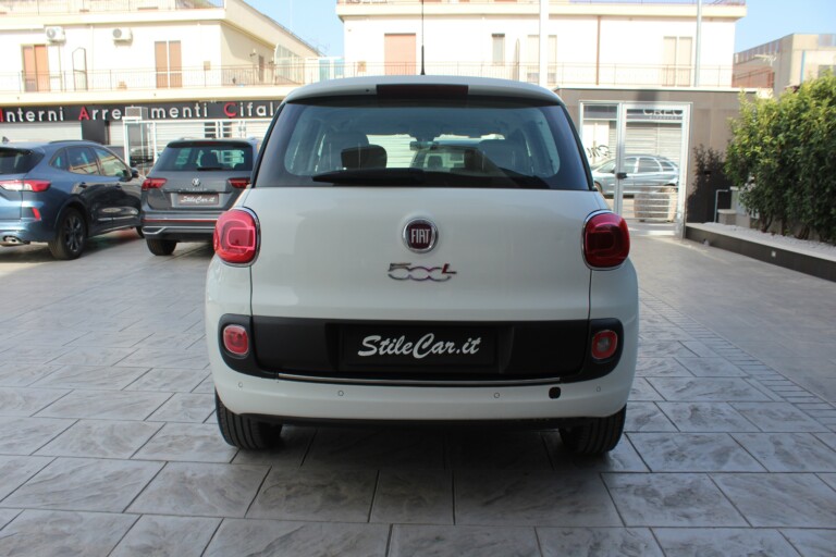04 Stilecar It Fiat 500l Et956aw