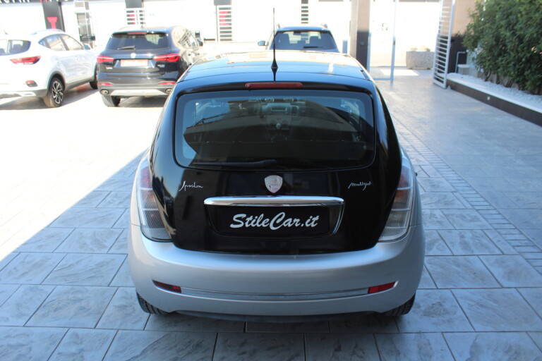 04 Stilecar It Lancia Ypsilon Dk949df