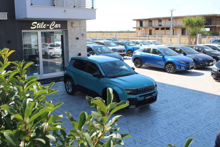 05 Stilecar It Jeep Avenger Gs693jl