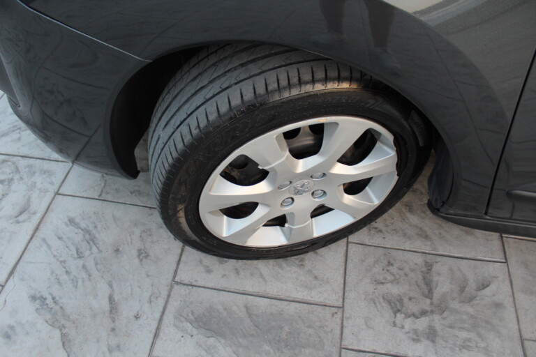 05 Stilecar It Peugeot 3008 Fb077st