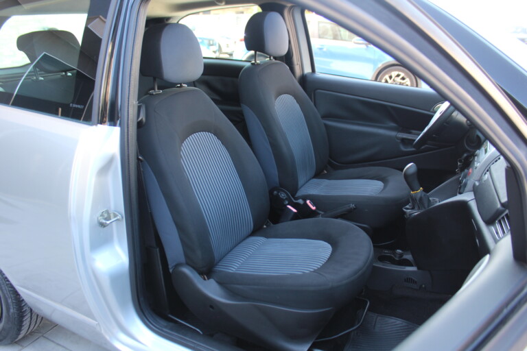 08 Stilecar It Lancia Ypsilon Dk949df