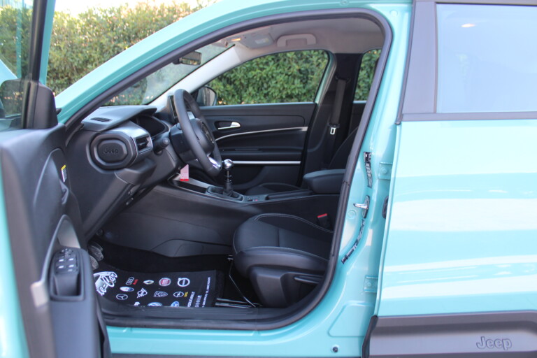 13 Stilecar It Jeep Avenger Gs693jl