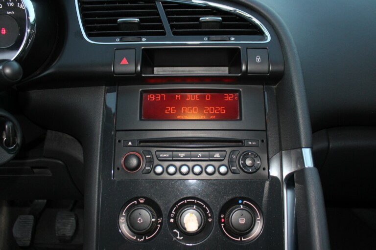 13 Stilecar It Peugeot 3008 Fb077st