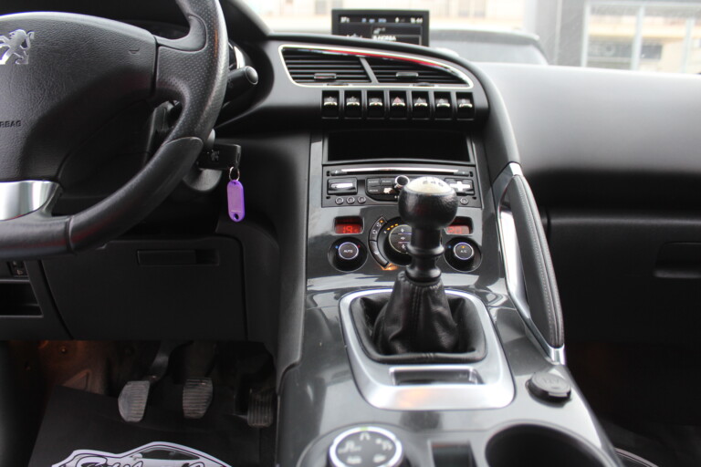 15 Stilecar It Peugeot 3008 Gp913kz