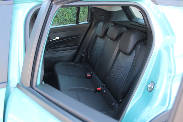16 Stilecar It Jeep Avenger Gs693jl