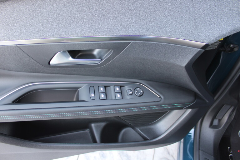 16 Stilecar It Peugeot 3008 Gj497zb