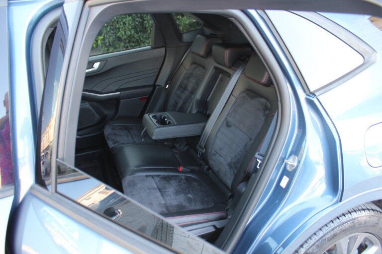 18 Stilecar It Ford Kuga Gk723rp