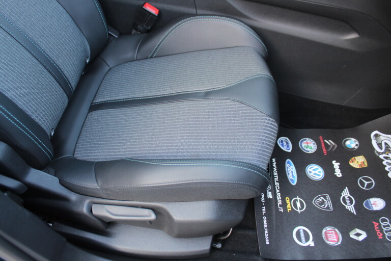 18 Stilecar It Peugeot 3008 Gj497zb