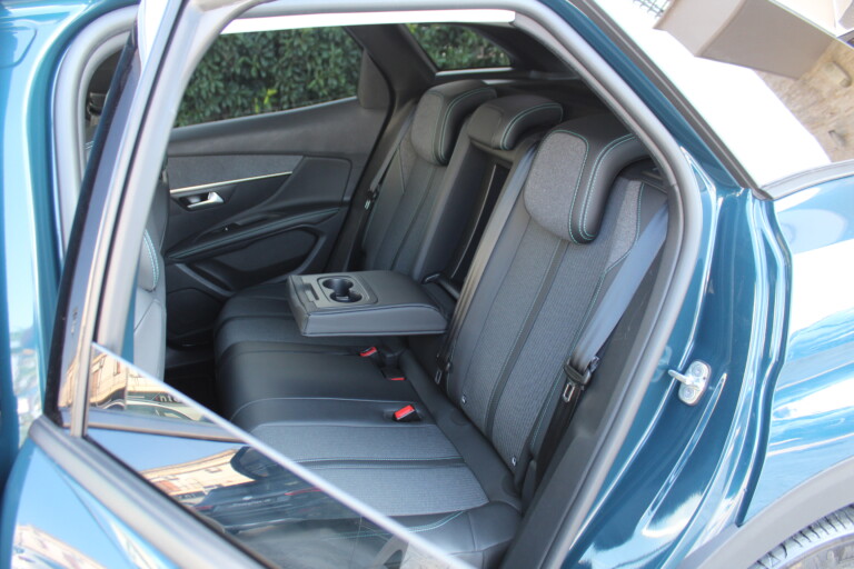 19 Stilecar It Peugeot 3008 Gj497zb