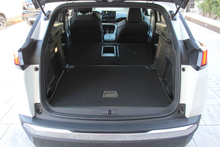 26 Stilecar It Peugeot 3008 Gp472fj