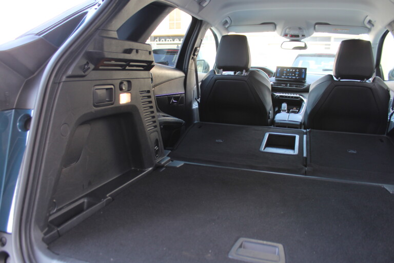27 Stilecar It Peugeot 3008 Gj497zb