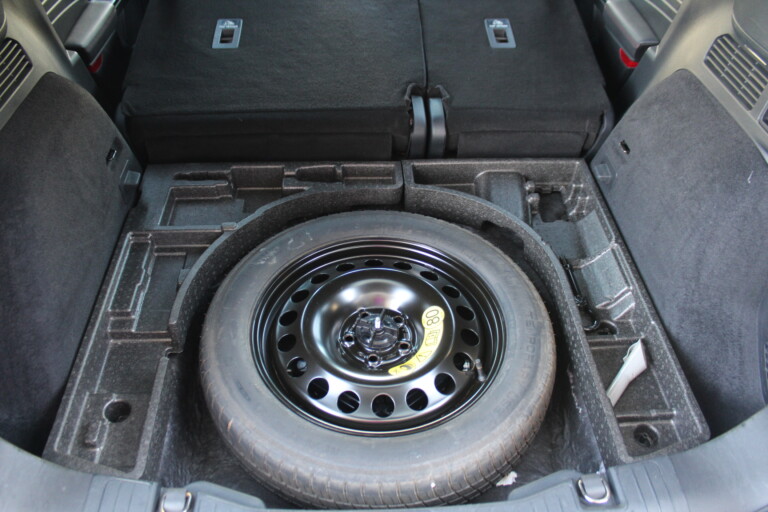 28 Stilecar It Ford Kuga Gk723rp