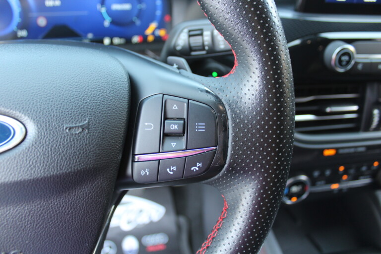 31 Stilecar It Ford Kuga Gk723rp
