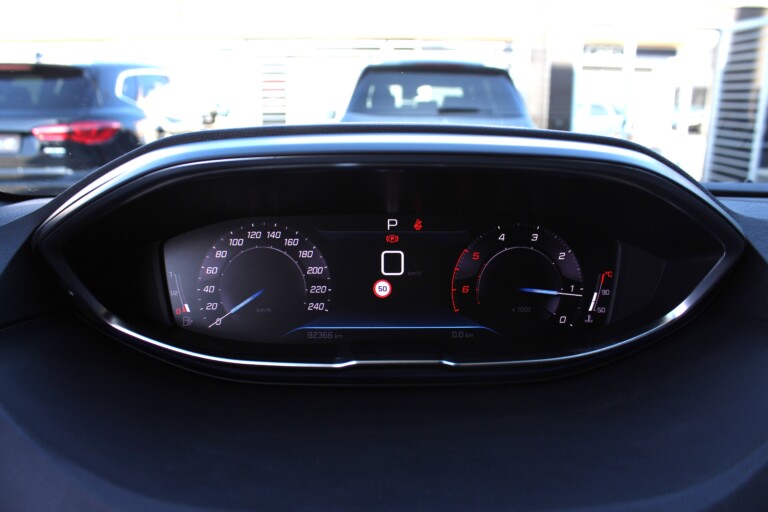 31 Stilecar It Peugeot 3008 Gp472fj