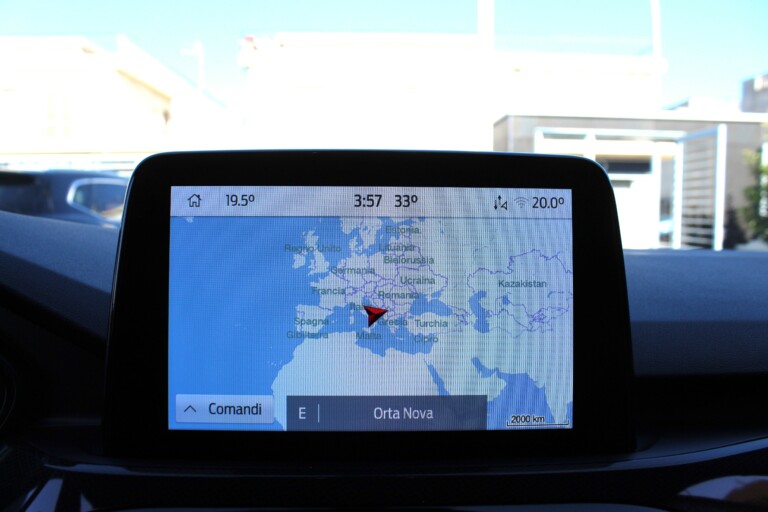 36 Stilecar It Ford Kuga Gk723rp