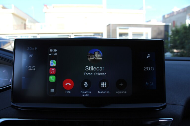 38 Stilecar It Peugeot 3008 Gj497zb