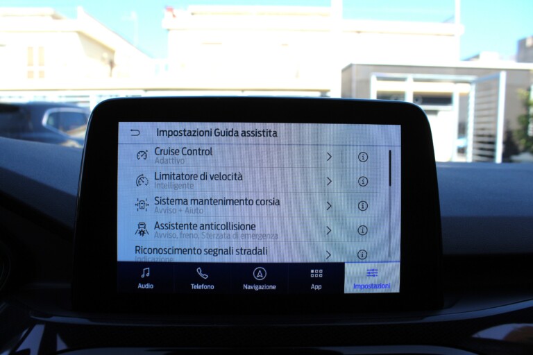39 Stilecar It Ford Kuga Gk723rp