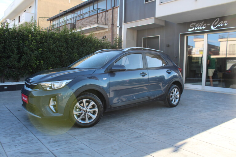 03 Stilecar It Kia Stonic Gn587td
