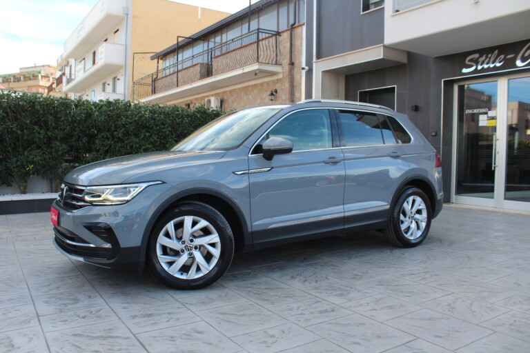 03 Stilecar It Vw Tiguan Gg747rl