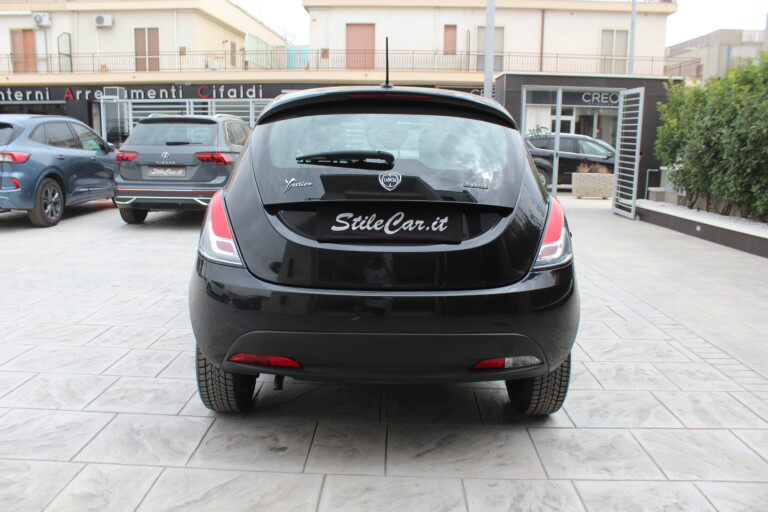 04 Stilecar It Lancia Ypsilon Gm978dd 1