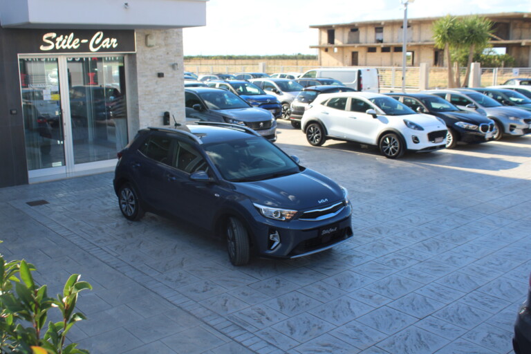 05 Stilecar It Kia Stonic Gk969zh
